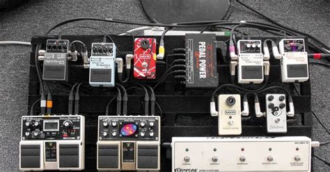 David Gilmour Pedalboard For The Dark Side Of The Moon Pedal Pinterest