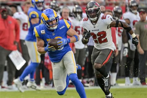 Los Angeles Rams Wr Cooper Kupp Injures Hamstring Upi