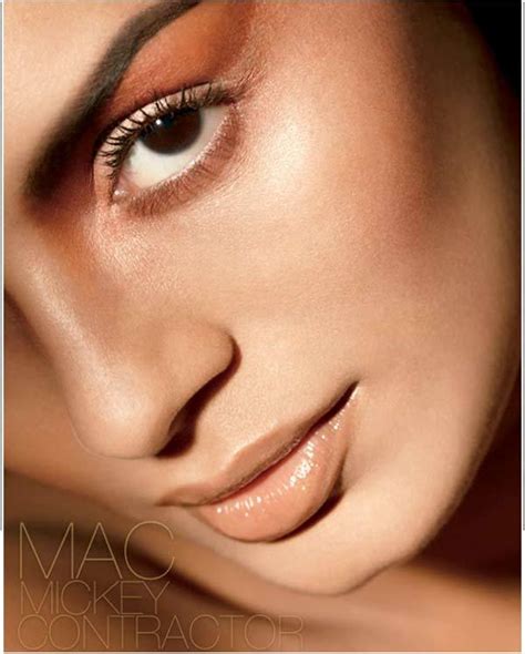 10 Best Inspiring Makeup Tips From Mickey Contractor