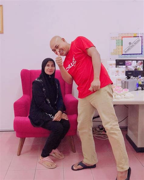 Sis Cantik Dari Kota Bharu Datang Buat Rawatan Putih Wasap Admin