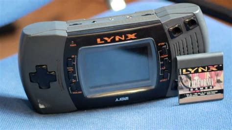 Atari Lynx II 1991 1ère console portable couleur au monde YouTube