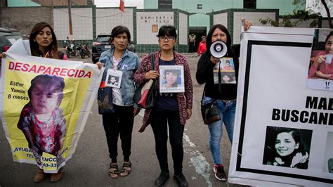 Mujeres Desaparecidas Perú Una Red Que Se Enfrenta A La Desidia Del