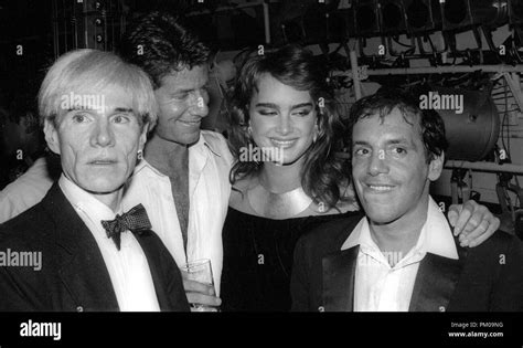 Andy Warhol Calvin Klein Brooke Shields Steve Rubell En Studio 54 1981