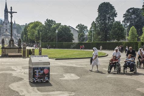 Santuario De Nuestra Se Ora De Lourdes Suroeste De Francia