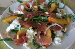 Salade Nectarines Mozzarella En Rauwe Ham