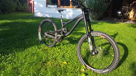 Foto Polygon Collosus Dh9 Mtb Newsde