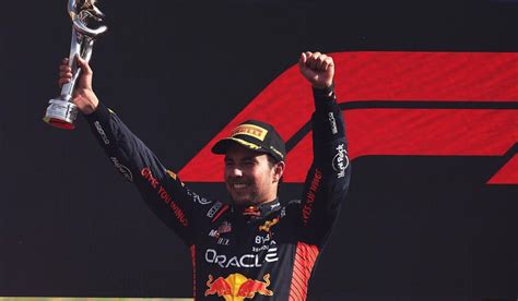 Tengo mucho por ofrecer Checo Pérez espera seguir un par de años más