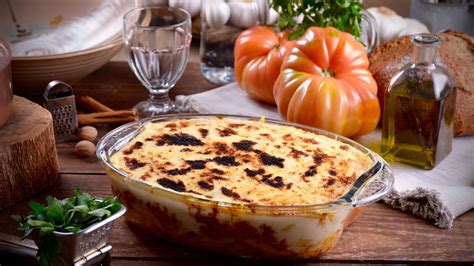 Pastel De Macarrones Y Carne Pastitsio María Zannia Receta