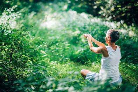 Practicar la atención plena para la gratitud y la realización sentirse