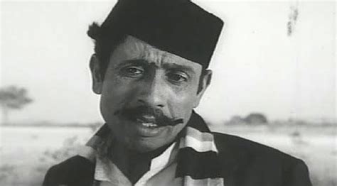 Movie Reviews: Marathi Legendary Actor: NILU PHULE