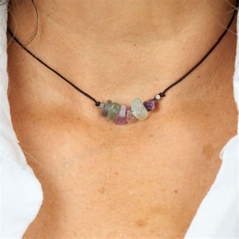 Collar con piedras naturales de fluorita arcoíris in 2024 Fluorite