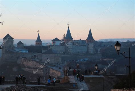 UCRANIA KAMIANETS PODILSKYI 2 DE ENERO DE 2017 La Gente Cerca Del