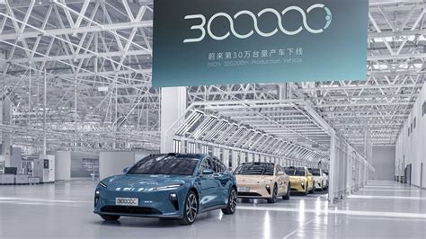 Nio Rolls Th Electric Car Off Production Line