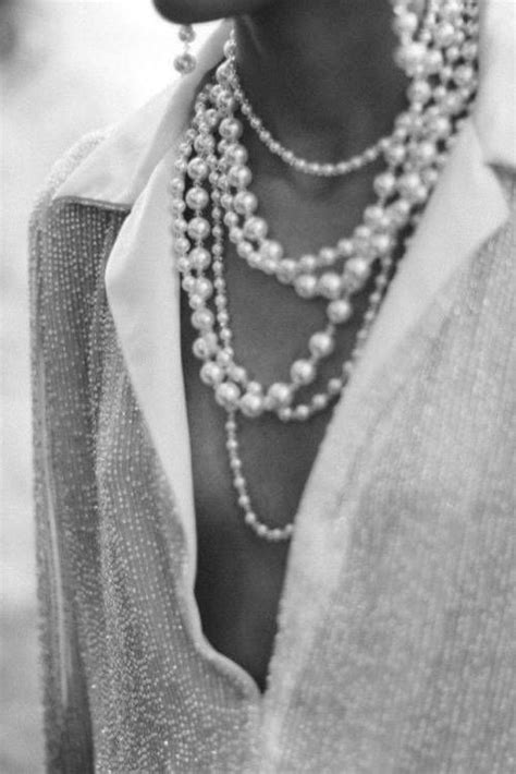 Pin By Scucusu On P E R L E Pearls Pearl Jewelry Jewelry