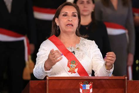 Perú Dina Boluarte Propone Adelantar Las Elecciones