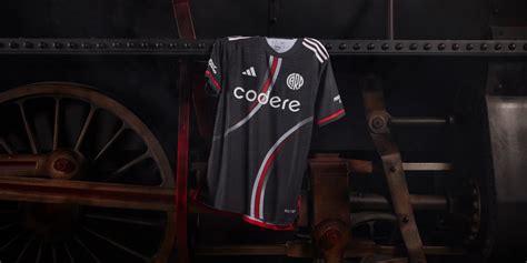 Adidas Present La Tercera Camiseta De River Plate