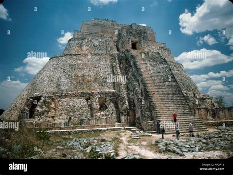 MEXICO UXMAL PYRAMID OF THE MAGICIAN Stock Photo - Alamy