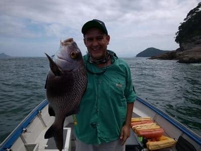 GUIA DE PESCA EM BARRA DO UNA o melhor do litoral norte de SP Bóra