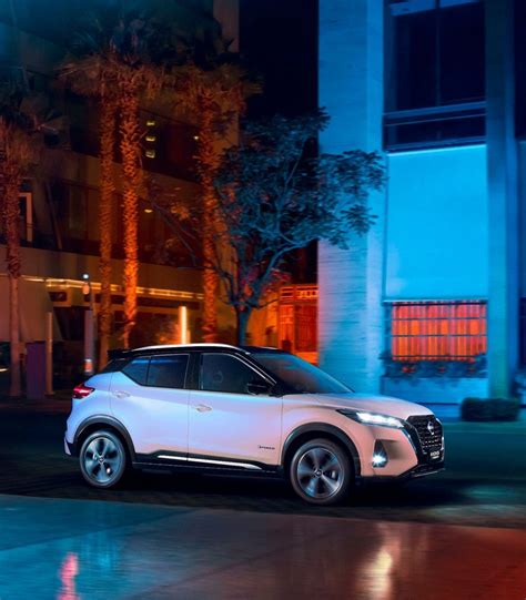 Nissan Kicks E Power 2023 En México Diseño Exterior Y Estacionado