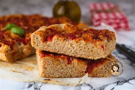 FOCACCIA INTEGRALE AL POMODORO