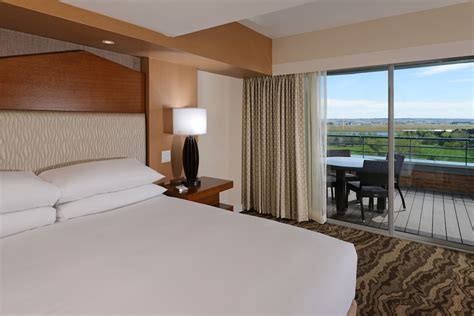 The Inverness Denver, a Hilton Golf & Spa Resort in Denver | Best Rates & Deals on Orbitz