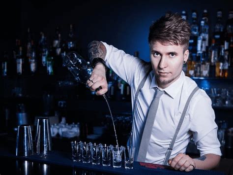 9 Design Best Trends Bartender Uniform Styles And Ideas 2024