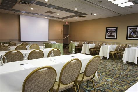 Radisson Hotel Philadelphia Northeast (Trevose, PA): What to Know ...