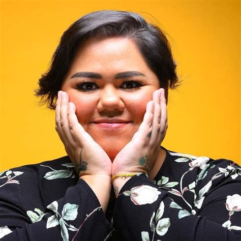 7 Hot Sexy Jelita Ramlan Bikini Pics