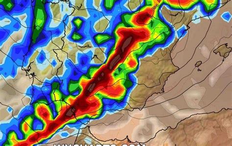 Potężne ulewy uderzą w zachód Nawet 150 litrów wody w 72 godziny Do