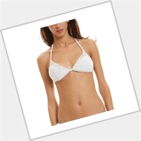 8 Hot Sexy Liesel Pritzker Simmons Bikini Pics