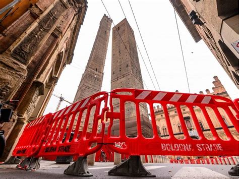 Bologna’s leaning tower cordoned off amid fears of collapse ...