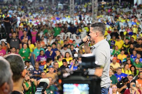 David Almeida recebe apoio de líderes do Movimento Cristão de Direita