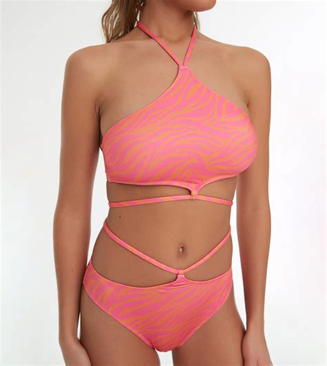 Buy Trendyol Tie Detailed Bikini Set In Pink Thstreet Qatar