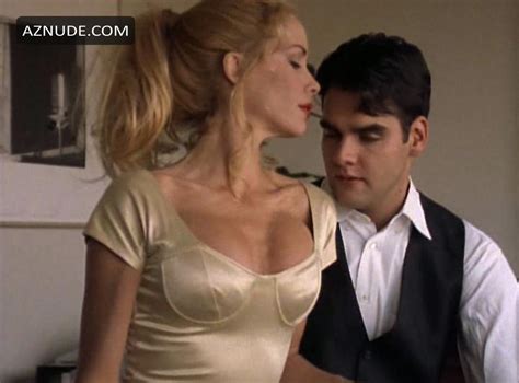 HEAVY PETTING DETECTIVE NUDE SCENES AZNude