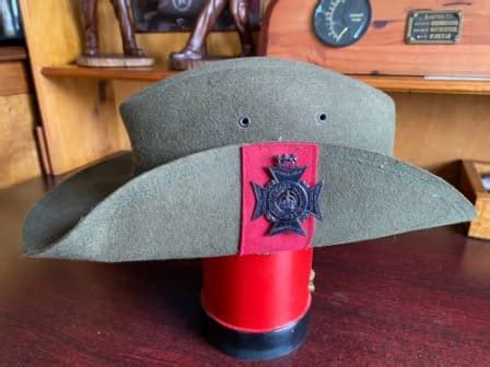 Headgear RHODESIAN REGIMENT SLOUCH HAT Was Sold For R2 280 00 On 5