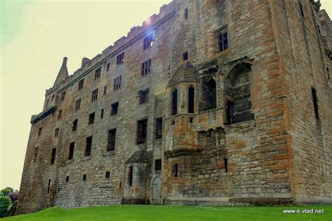 Linlithgow, Scotland - Back view of Linlithgow Castle shows an ...