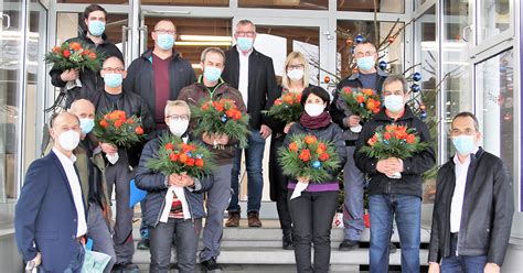 Mitarbeiterinnen und Mitarbeiter bei häwa freuen sich erneut über eine