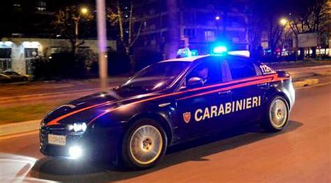 Milano Coppia Aggredita Fuori Da Locale Abusata 19enne Nobc