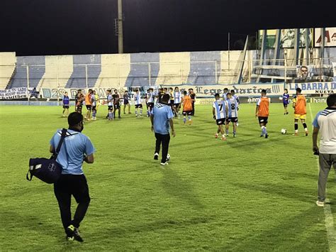 Racing Gan Gust Y Gole En El Debut Ante Pe Arol Interior Futbolero