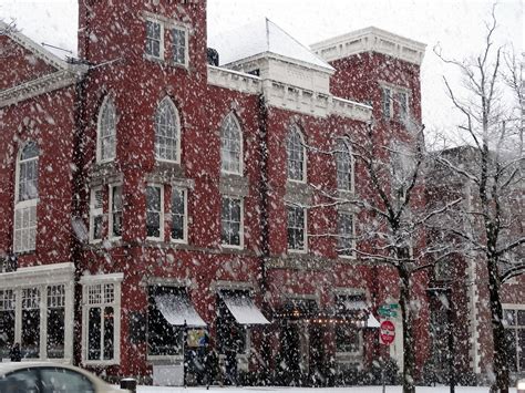 Snow Showers - streetsofsalem