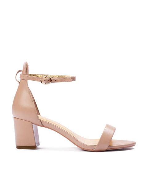Best Nude Wedding Heels That Are Comfortable Stylish
