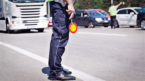 Gnr Fiscaliza CirculaÇÃo VeÍculos Pesados E Controla Velocidade