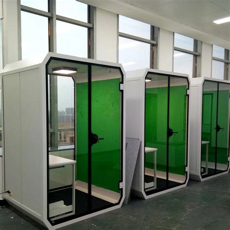 Prefabricated Office Pod Vocal Booth Soundproof Office Aluminum Modern