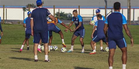 Elenco do Bahia se reapresenta e inicia preparação para enfrentar o