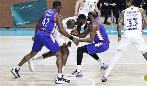 Presentado El Calendario De La Euroliga Debut Contra El Anadolu Efes