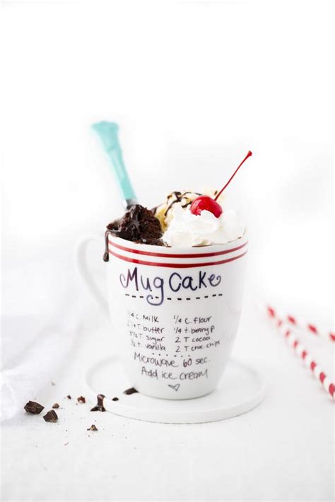 Foodista Satisfy Your Sweet Tooth With This 5 Minute Chocolate Mug Cake