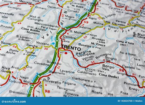 Mapa Geográfico Del País Europeo Italia Con La Ciudad De Trento Foto de