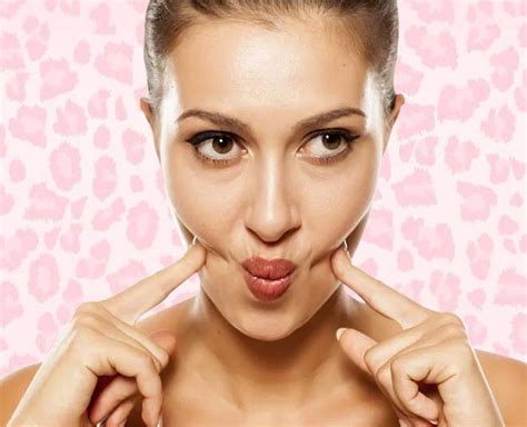 Simple Exercises To Get The Perfect Pout In Hindi Simple Exercises To