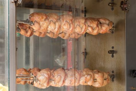 Receita de frango assado de padaria para o almoço dedomingo Livre Catraca