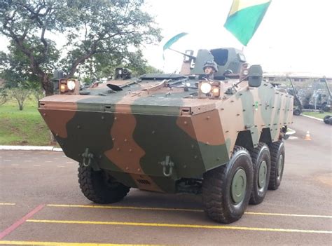 G1 Exército Recebe Tanques Blindados Para Andar Na Terra E Na água